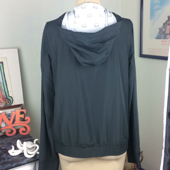 Empyre Black White Elephant Pattern Hooded Jacket - Picture 5 of 8